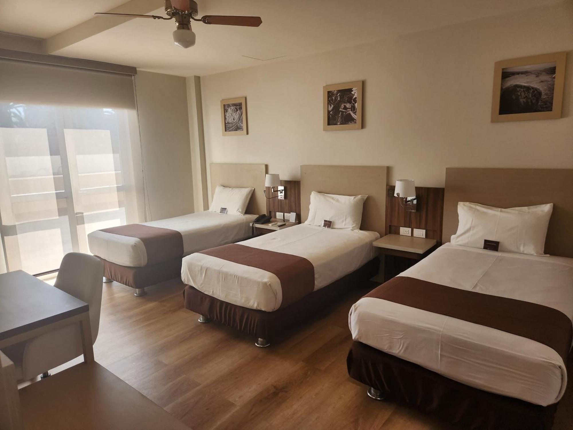 Hotel Dm